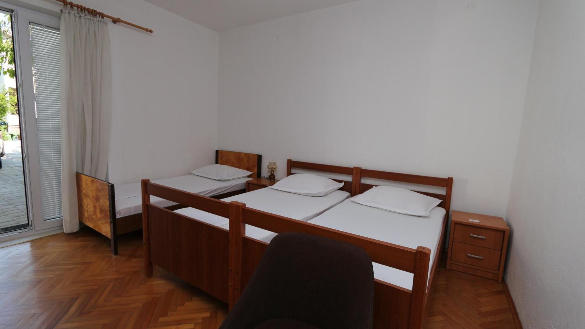 Dinka Guesthouse Makarska Exterior foto
