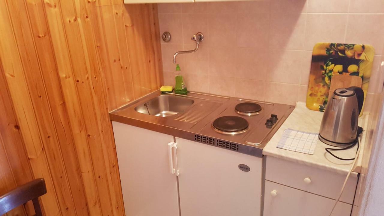 Dinka Guesthouse Makarska Exterior foto
